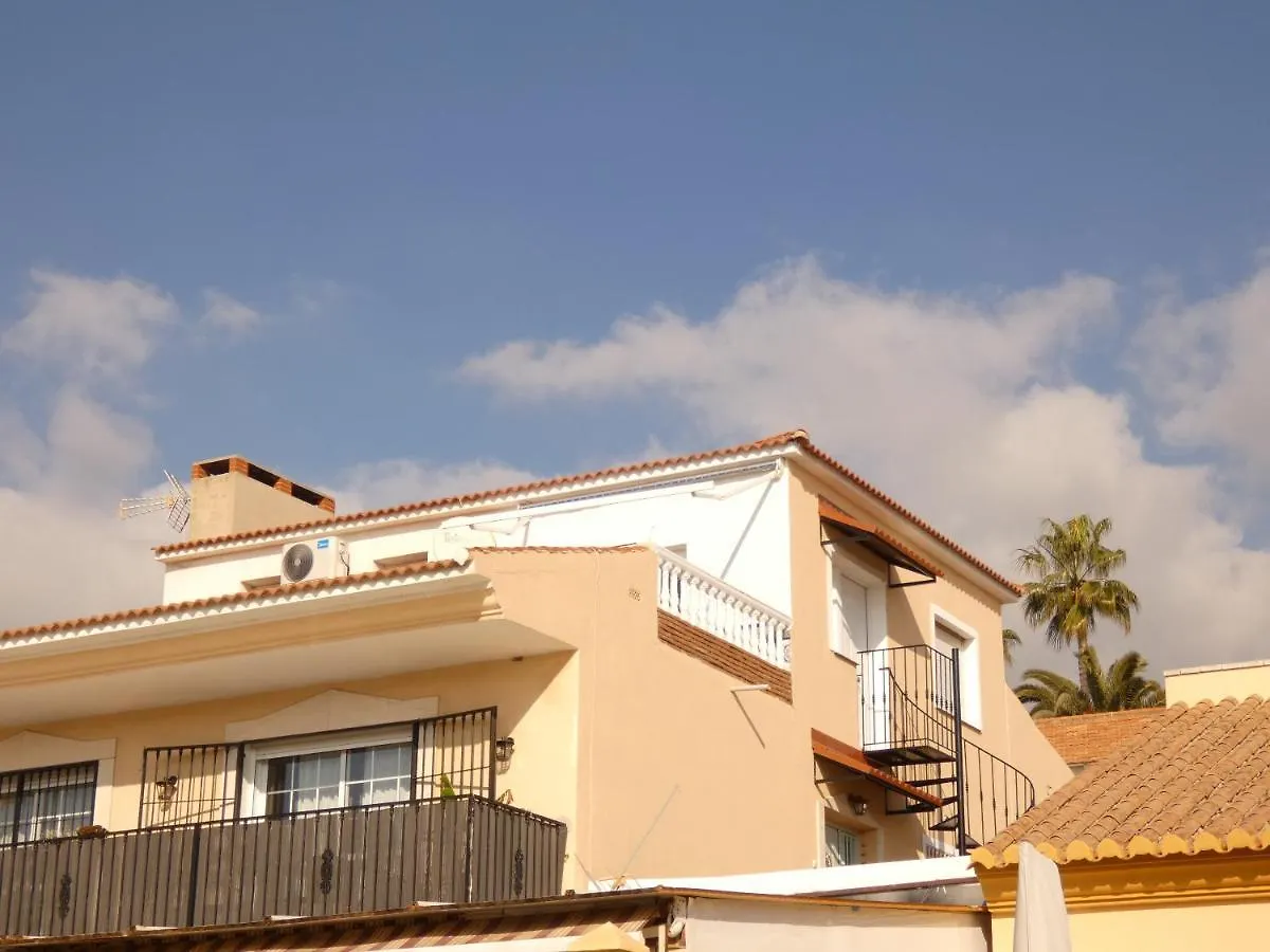Top Floor Apartment Close To Beach Torre de Benagalbon